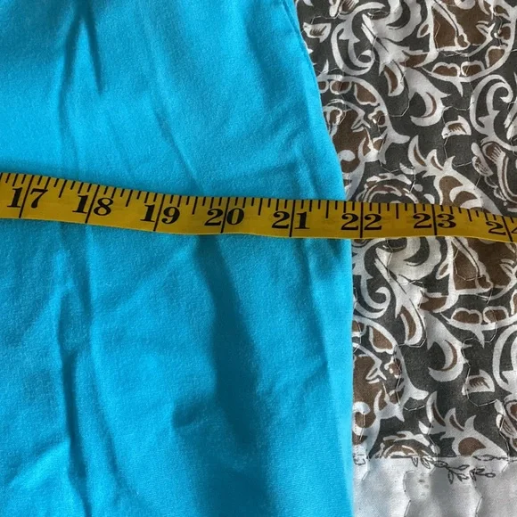 Lightweight Scrubs - Picture 5 of 12